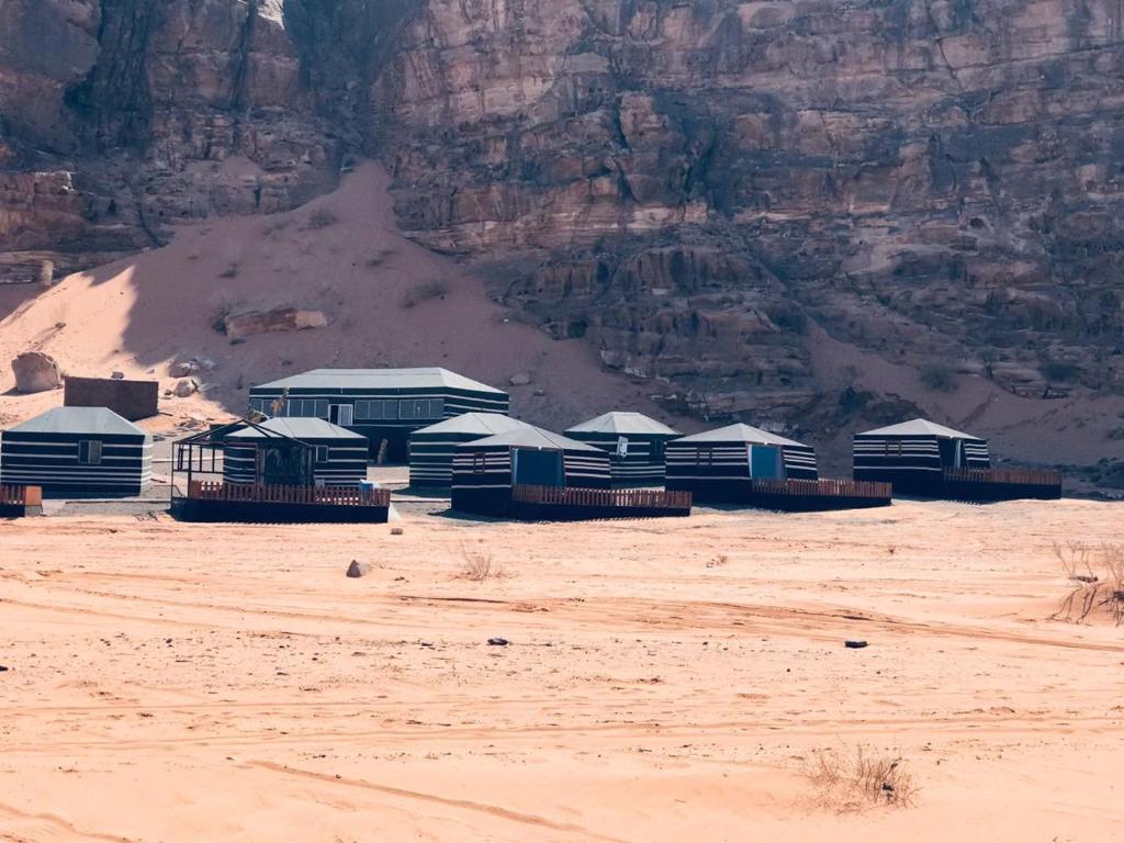 Desert Magic Camp & Resort Wadi Rum Exteriör bild